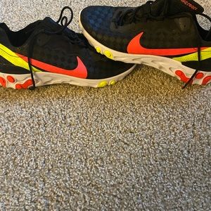 Nike Reacts mens size 10